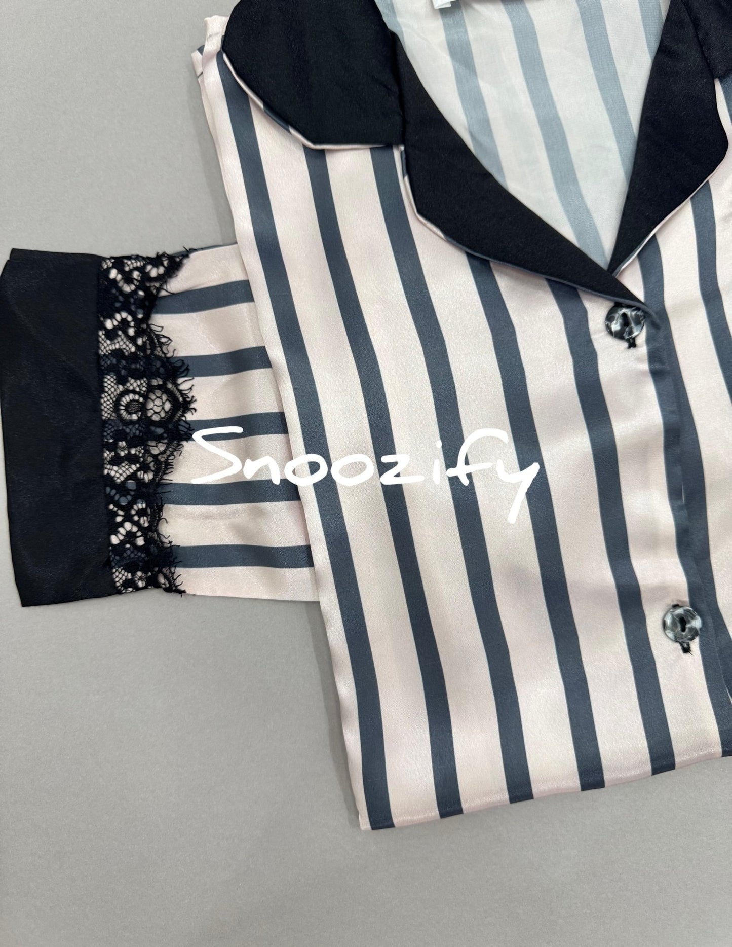 Black & rose - Snoozify