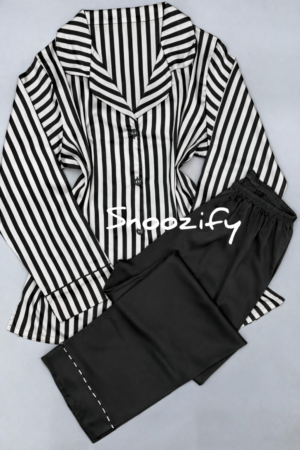 Black & white - Snoozify