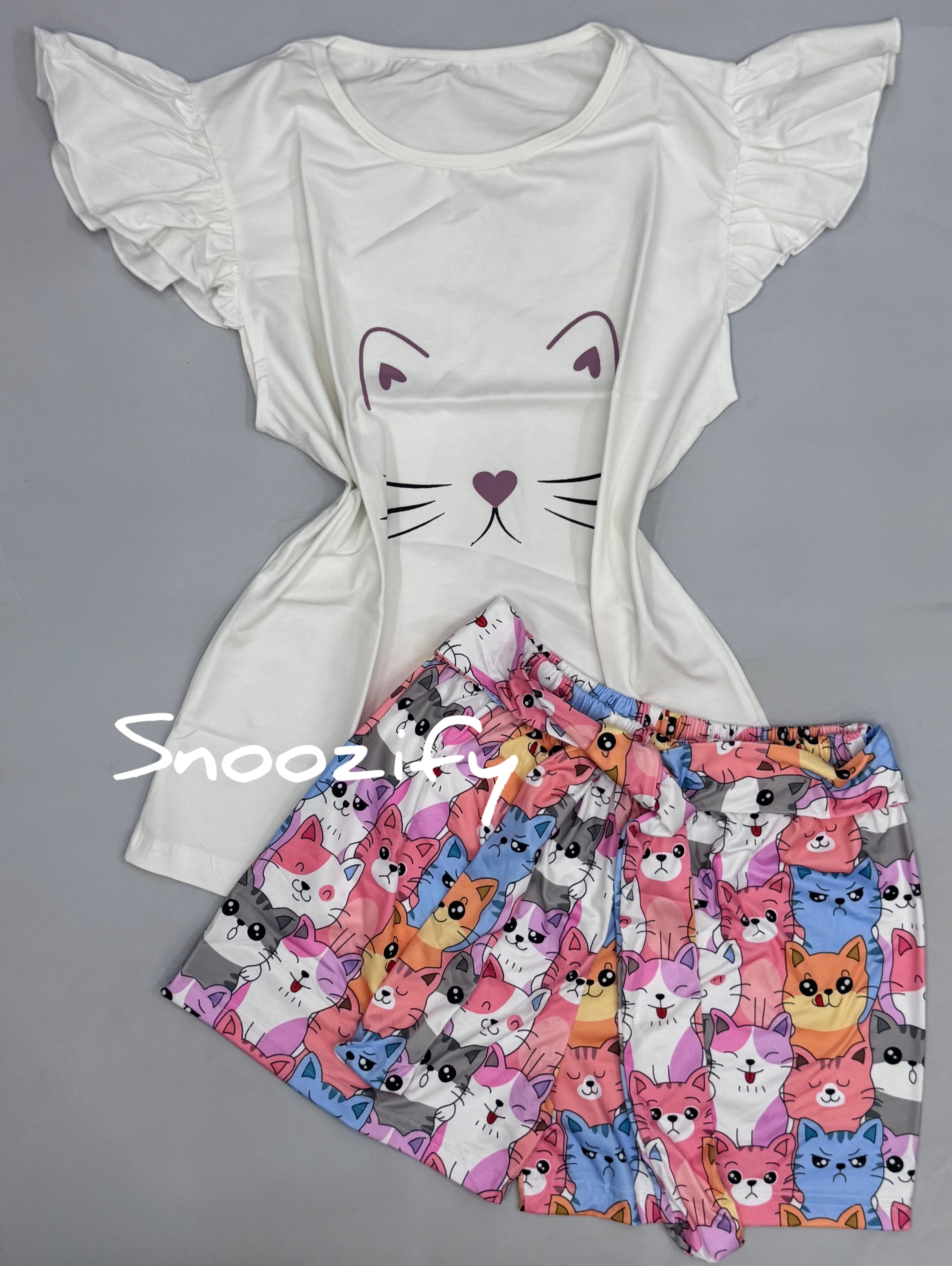 Color cats