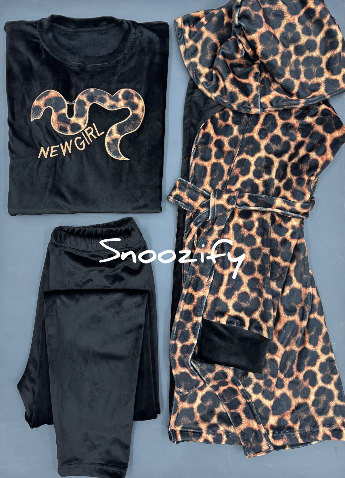 Tiger & Black - Snoozify