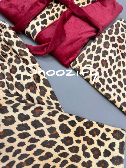 Tiger & Dark red - Snoozify