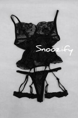 Black flowers - Snoozify