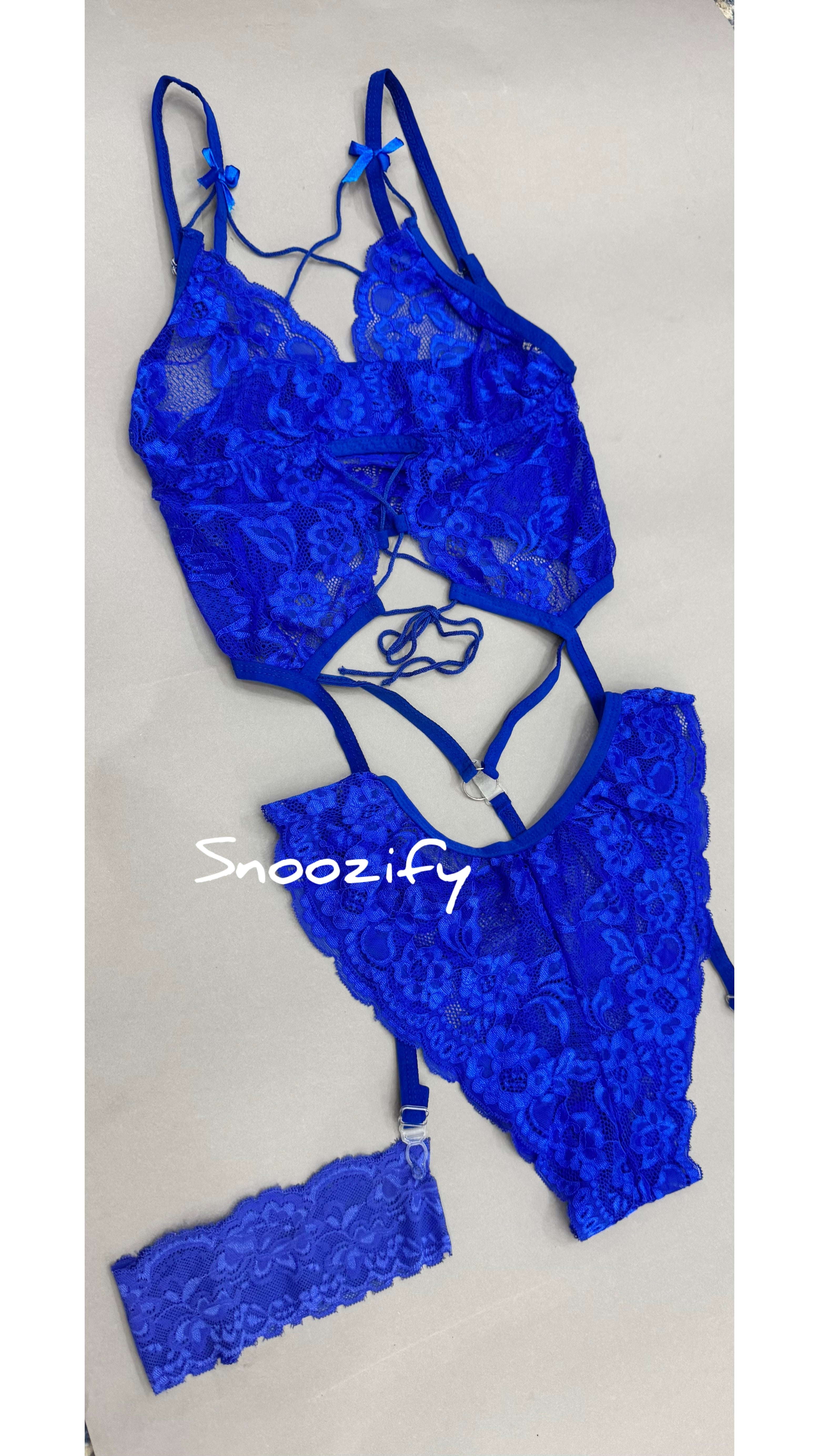Hot blue - Snoozify