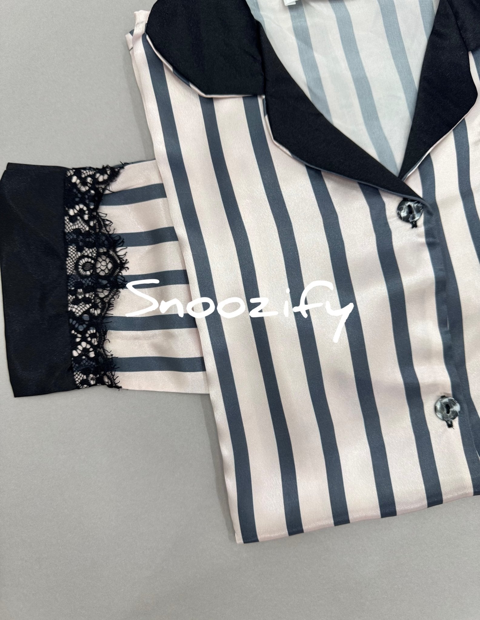 Black & rose - Snoozify