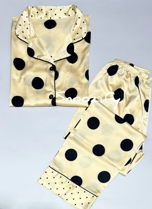 Playful Dots Pajama بجامة ستان بكُم - Snoozify